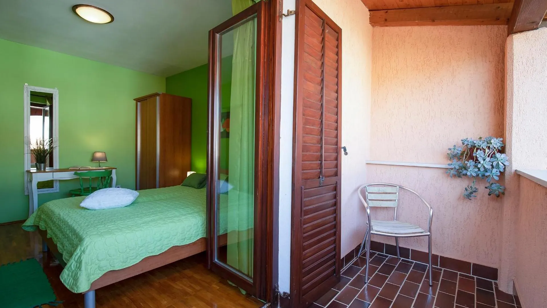 Apartments Barica 641 Vrsar Guest house